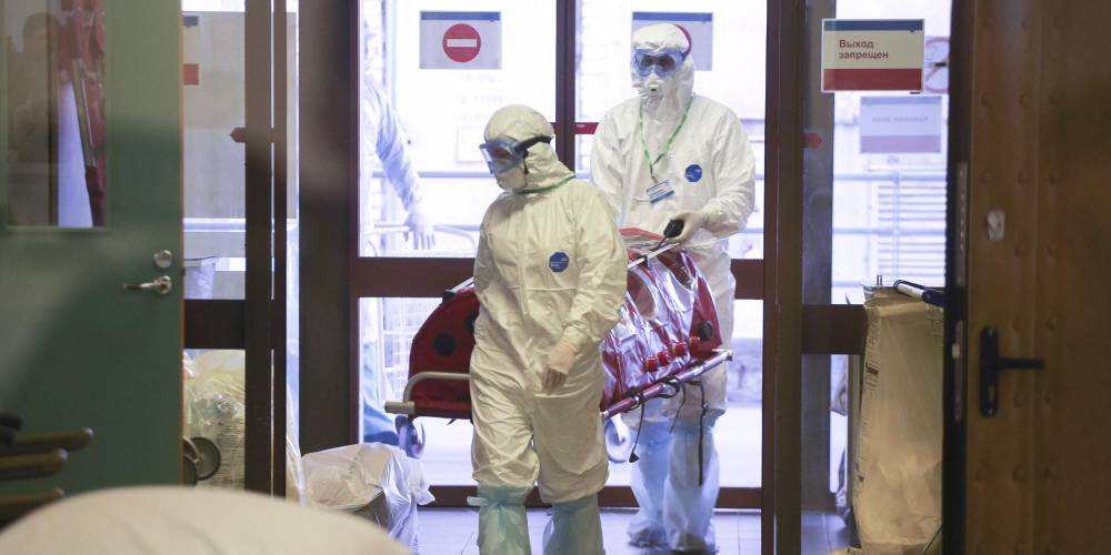 Вирусолог предупредил о риске заражения коронавирусом дома