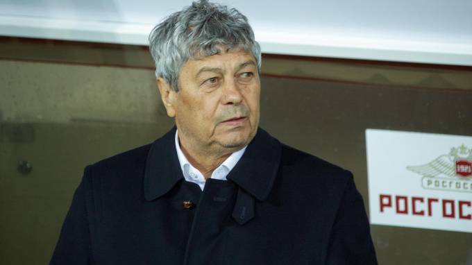 Экс-главный тренер "Зенита" Мирча Луческу считает, что Александр Кокорин должен покинуть клуб