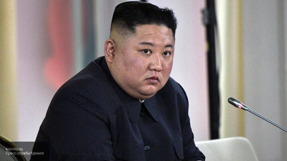 НРС Южной Кореи связала отсутствие Ким Чен Ына с пандемией COVID-19