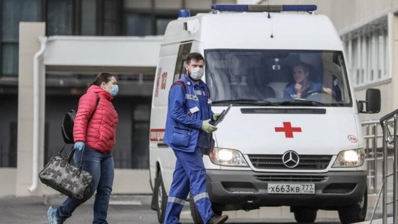 В России за сутки выявлено 10 559 новых случаев заражения коронавирусом