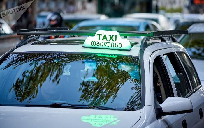 Тбилисские таксисты получат одноразовую помощь от мэрии города