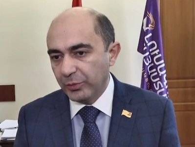 «Светлая Армения»: Пока есть решение Национального Собрания – референдум необратим