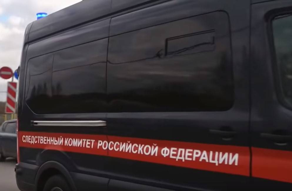 СК начал проверку после падения пятилетней девочки из окна в Подольске