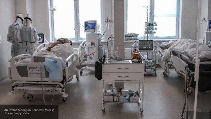 Минздрав РФ назвал число пациентов с COVID-19, находящихся на ИВЛ