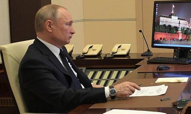 Владимир Путин поручил губернаторам разработать план постепенного выхода из режима изоляции