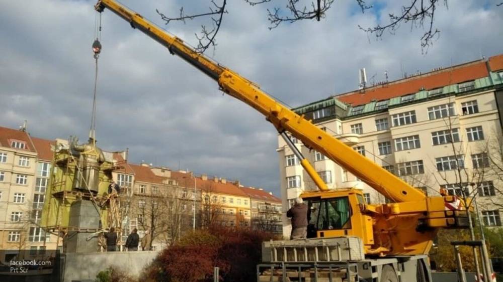 Шерин предложил российский ответ Чехии на снос памятника Коневу в Праге