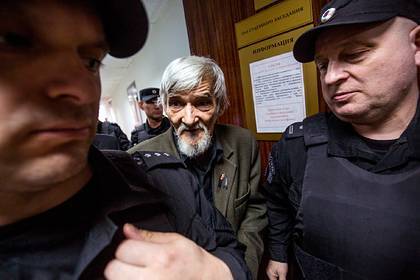 Актеры и ученые призвали освободить обвиняемого в педофилии российского историка