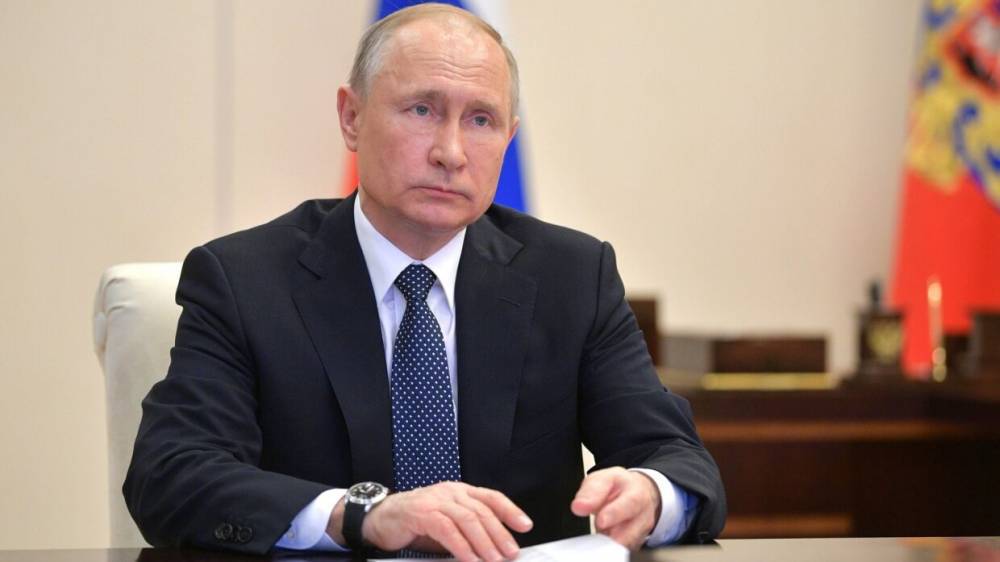 Путин поручил довести до всех граждан РФ полную информацию о мерах поддержки