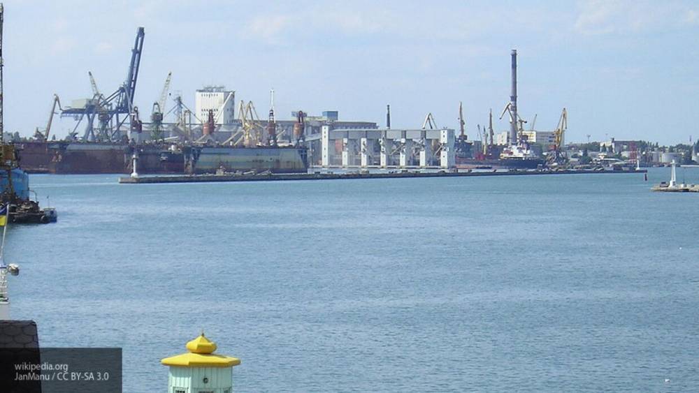 Судно Stavanger сбросило более 8 тонн пальмового масла в Черное море