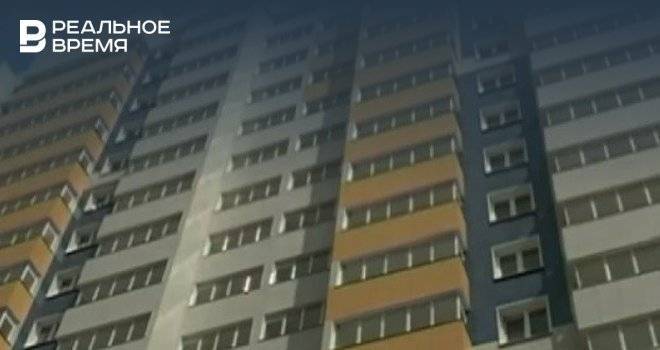 В квартире в Челнах обнаружили труп после жалоб соседей на капающую с потолка кровь