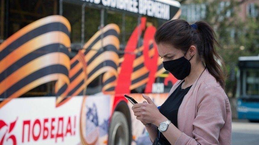 «На Берлин», «Можем повторить»: брендированные маски как бизнес на памяти