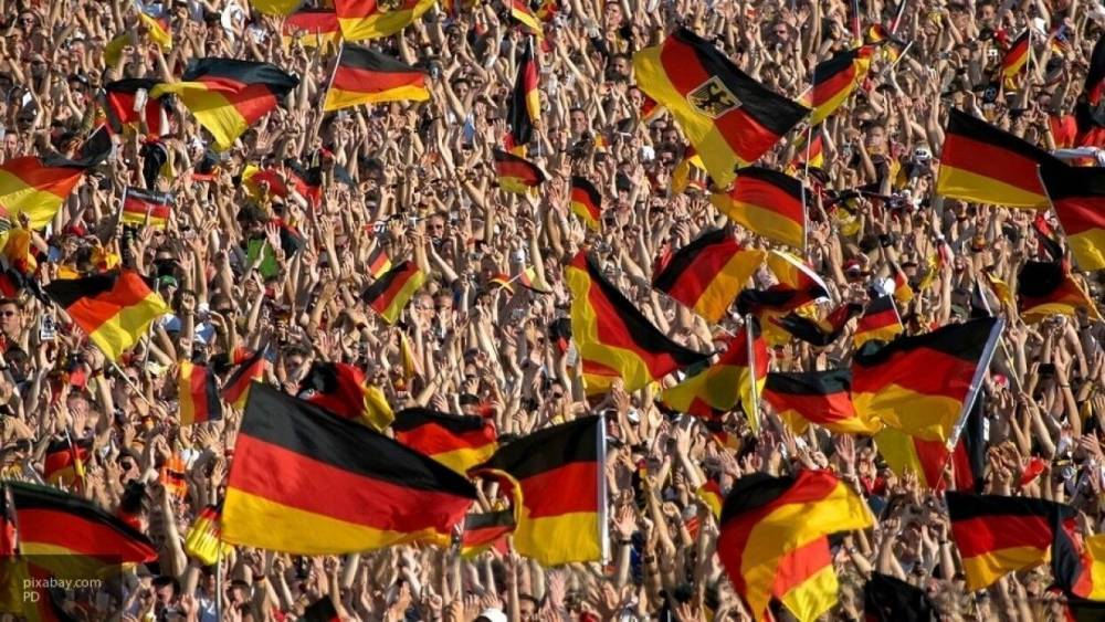 Германия доиграет национальный чемпионат по футболу