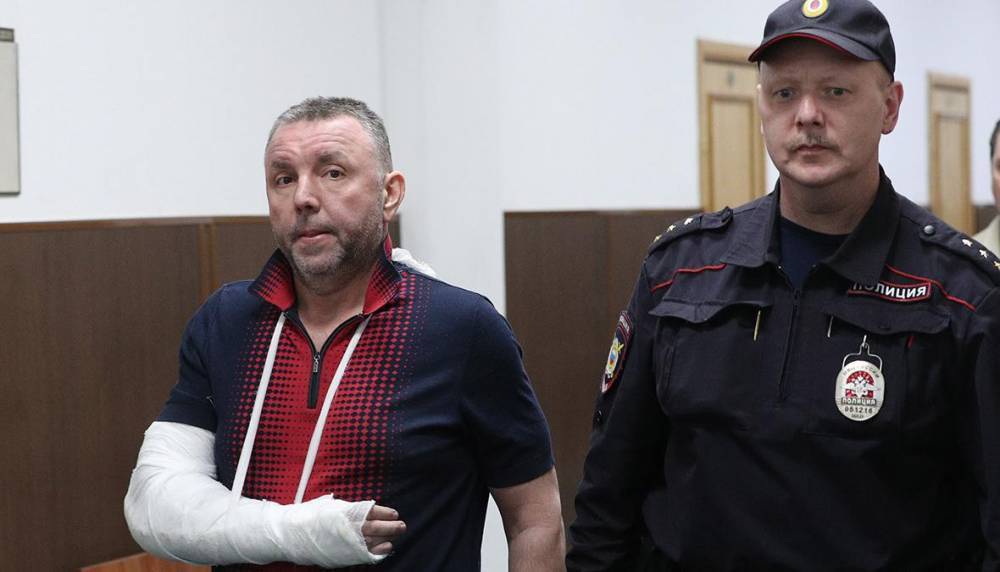Бывший полковник ФСБ Дмитрий Фролов получил более 87 миллионов рублей взяток