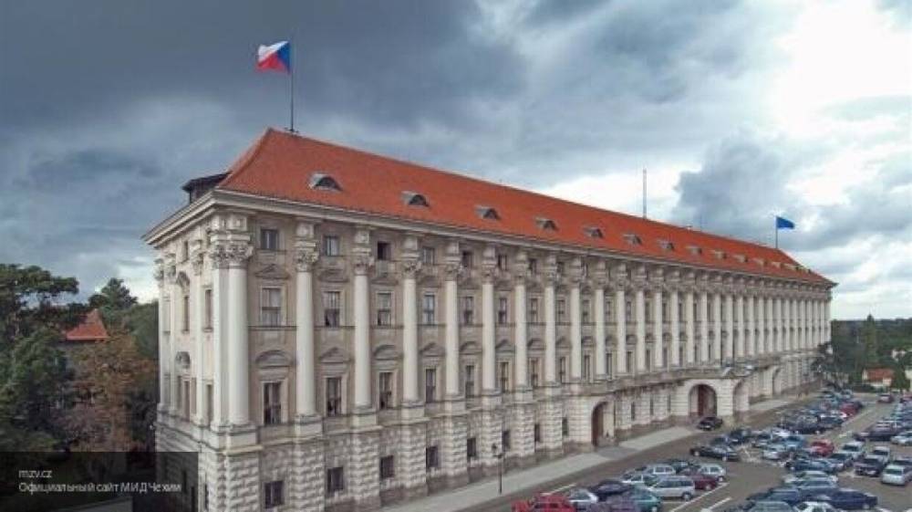 МИД Чехии обеспечит безопасность сотрудникам дипмиссии в Москве