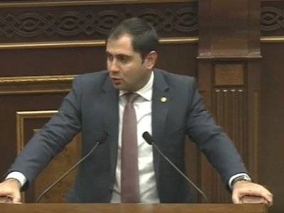 Министр: Мусорные свалки в Армении стали еще одной глобальной проблемой для страны
