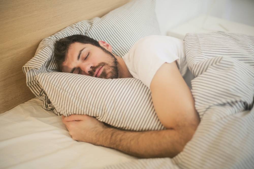 Ученые выяснили, что мозг человека во сне воспроизводит опыт бодрствования