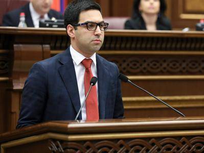 Министр юстиции Армении в восторге от похвалы западного НПО