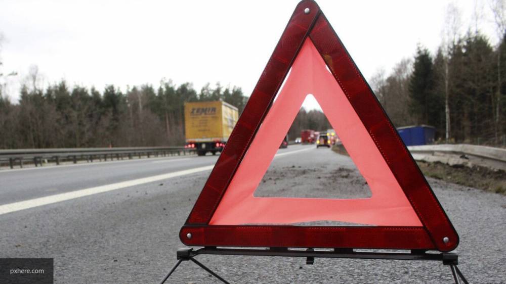 Три человека погибли при ДТП с участием Mercedes и КамАЗ в Волгограде
