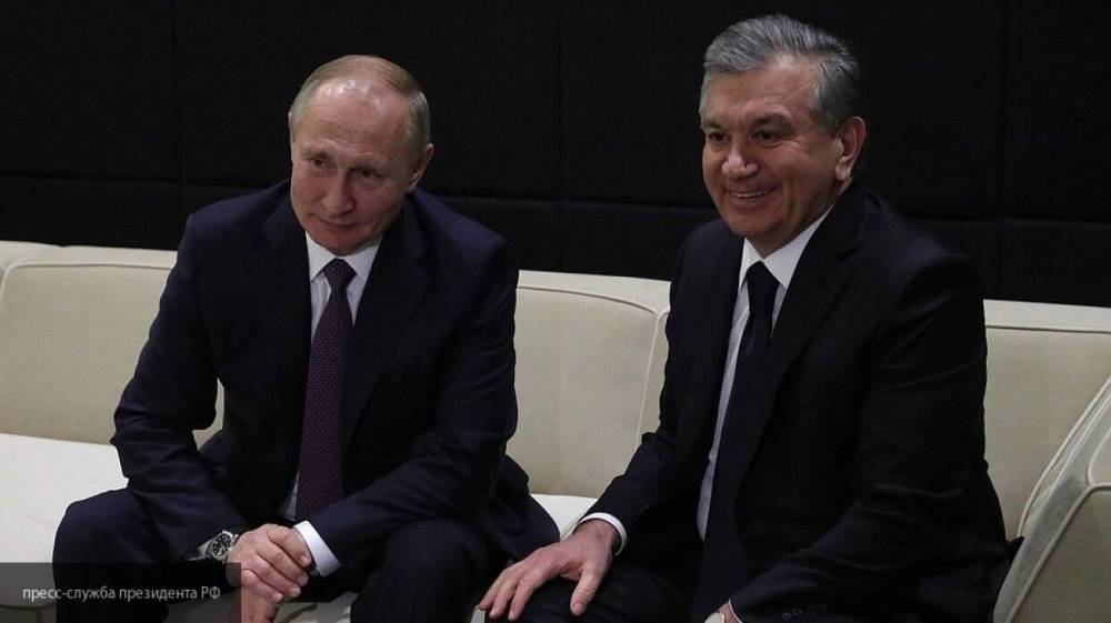 Президенты России и Узбекистана провели телефонный разговор на фоне коронавируса