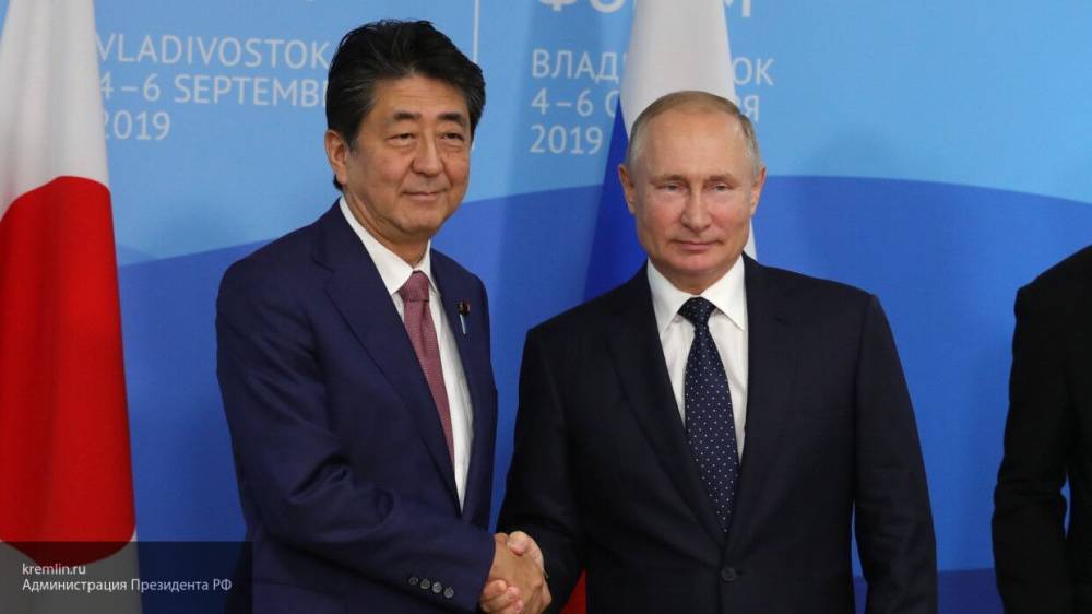 Путин провел телефонный разговор с Премьер-министром Японии