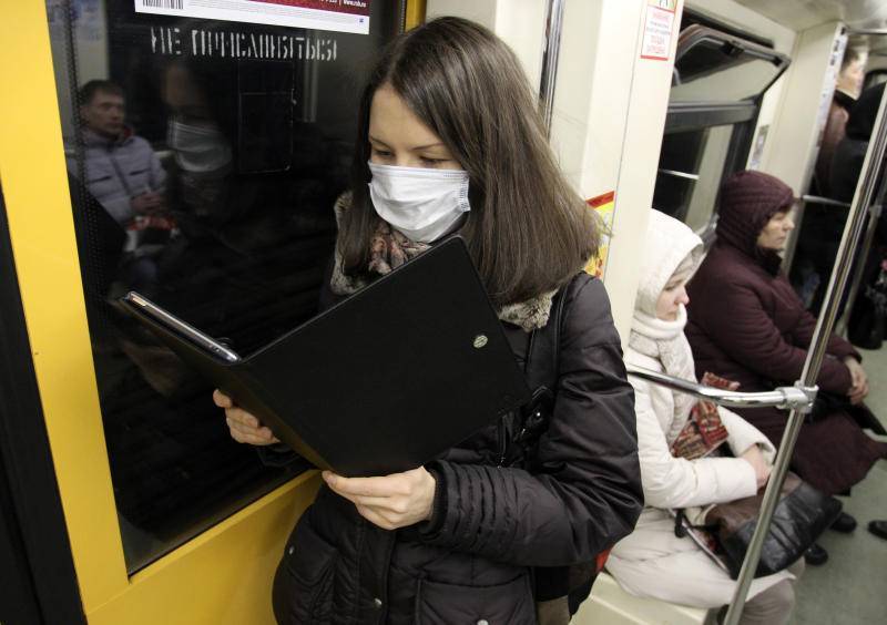 За поездки в транспорте без маски москвичей будут штрафовать на 5 тысяч рублей