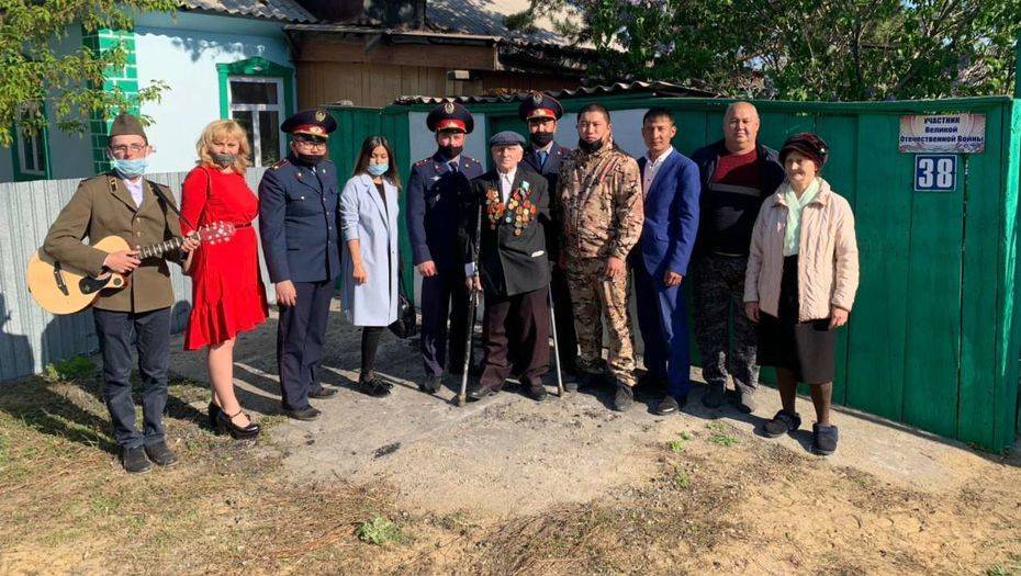 В Павлодарской области с Днём Победы поздравили 103-летнего фронтовика