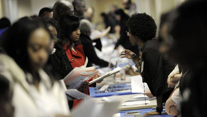 Общее количество заявок по безработице в США выросло до 33,5 миллиона