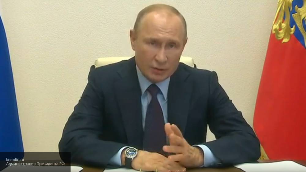 Путин оценил возможность постепенного снятия ограничений по коронавирусу