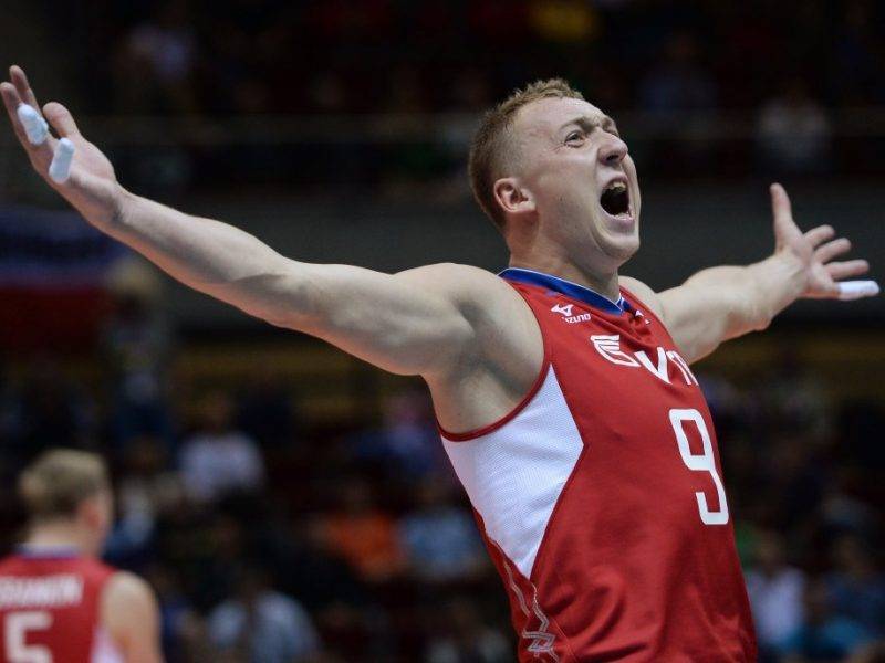 Волейболист Алексей Спиридонов сообщил о нападении двух азиатов у отделения банка