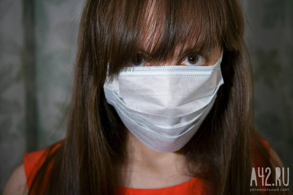 Инфекционист Минздрава: активное распространение коронавируса в России закончится к июню