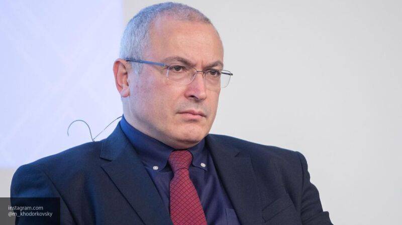 Манукян: члены "Открытой России" получают десятки тысяч долларов от Ходорковского