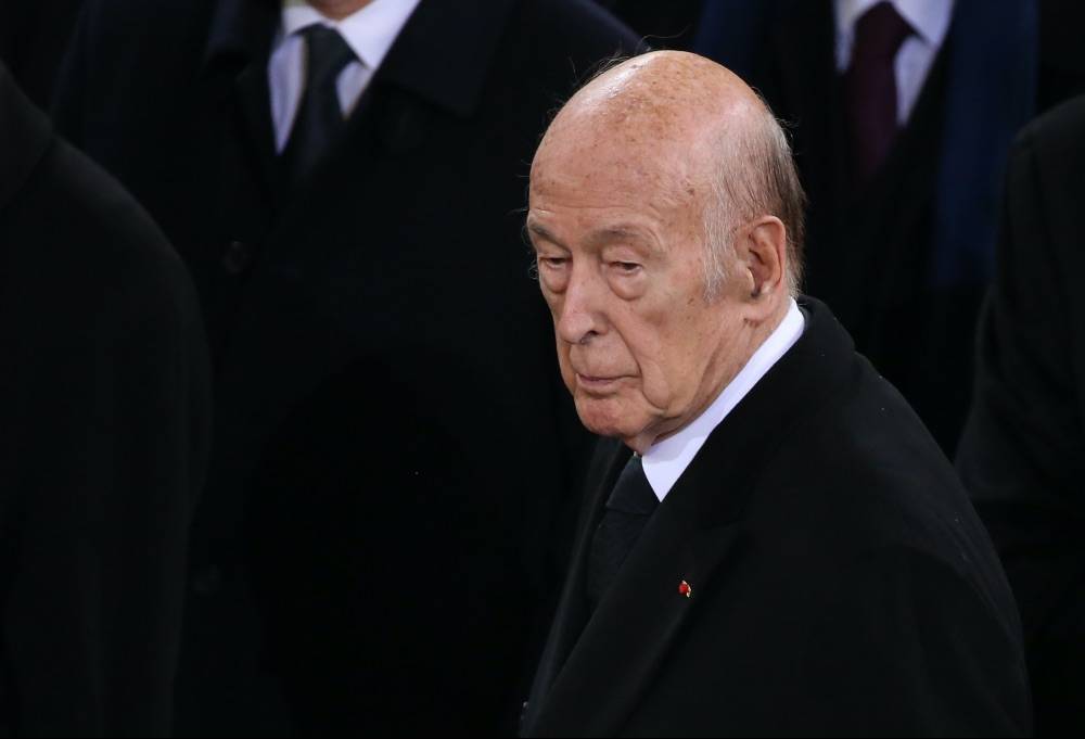 Экс-президента Франции Валери Жискар дʼЭстена обвинили в домогательствах