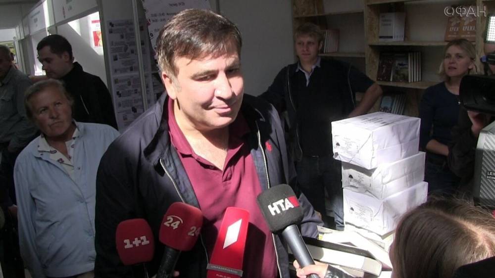 Пушков назвал несерьезным новый пост Саакашвили на Украине