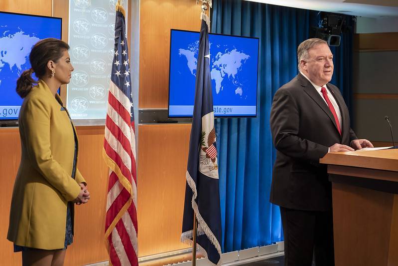 США пообещали Украине продолжить оказывать давление на Россию санкциями