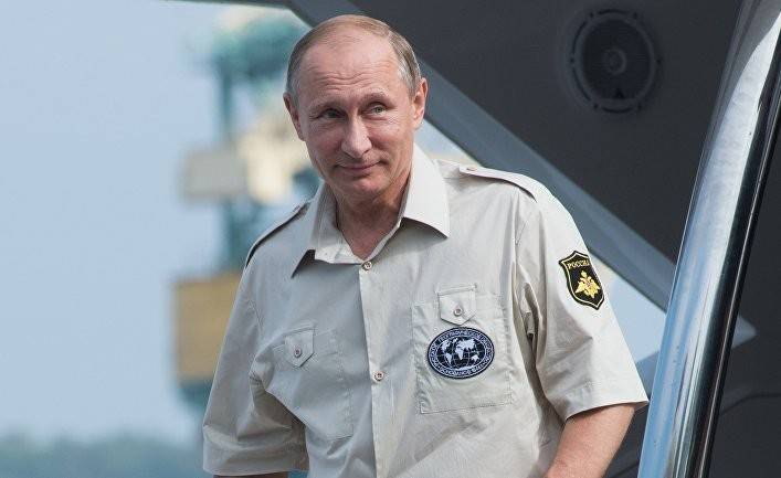 WP: Путин держит Россию в ежовых рукавицах, но культ личности — штука переменчивая
