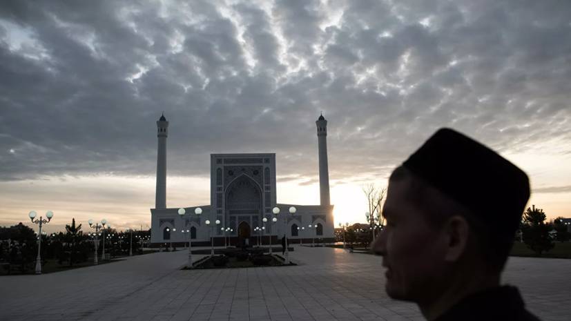 В Узбекистане запретили массовые мероприятия 9 мая из-за коронавируса