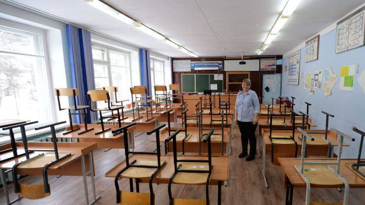 Власти Крыма определились с датой окончания учебного года