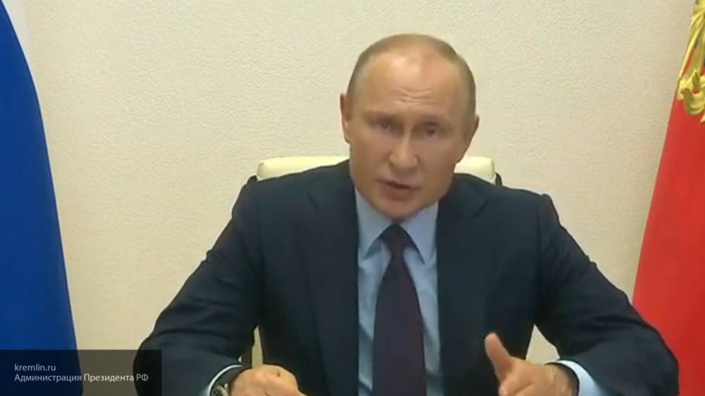 Путин отметил способность русского народа не жалеть себя в критических ситуациях