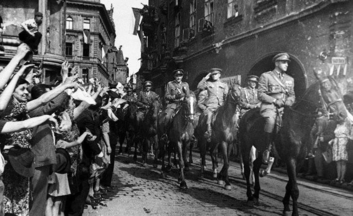 Forum 24 (Чехия): вступление Красной армии в Прагу было такой же трагедией, как вступление армии Третьего рейха