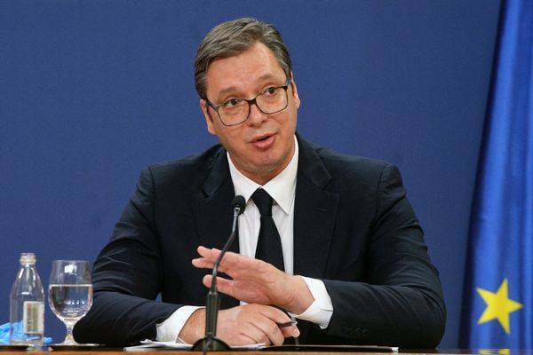 Президент Сербии заявил, что не слышит программных решений от оппозиции