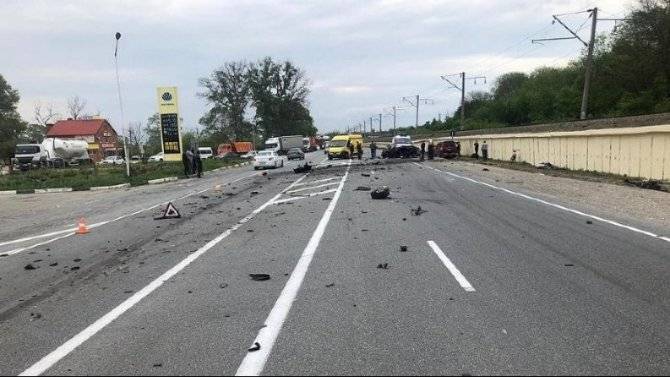 На Кубани в ДТП с фурой погиб молодой водитель