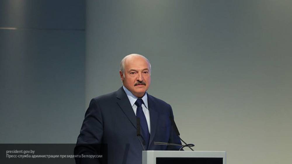 Лукашенко призвал сохранять и защищать память о победе в ВОВ от клеветы