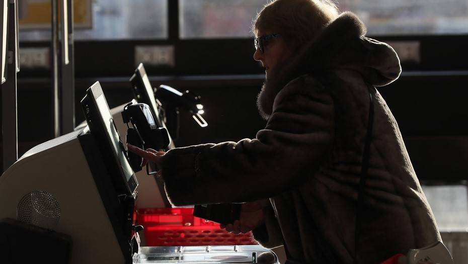 Лимит по покупкам без пин-кода в России могут увеличить до 5 тыс. рублей
