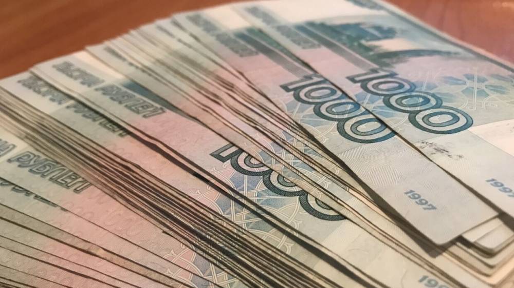 Аналитик спрогнозировал возвращение рубля к докризисному курсу в июне