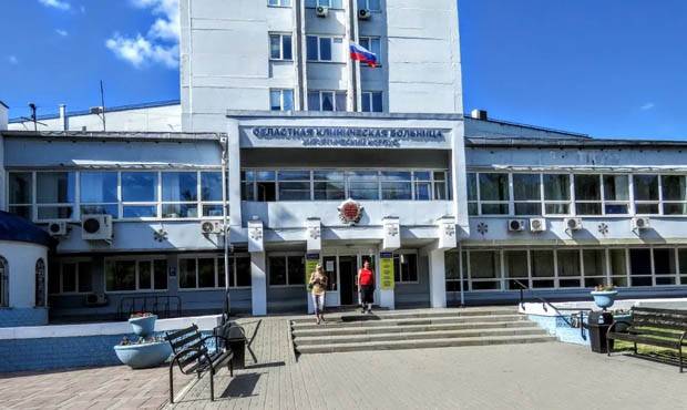 Руководство кемеровской больницы разрешило увольнять медиков, заразившихся коронавирусом
