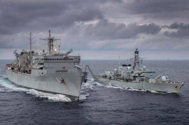Корабли НАТО в Баренцевом море: демонстрация в ассиметричной конфигурации