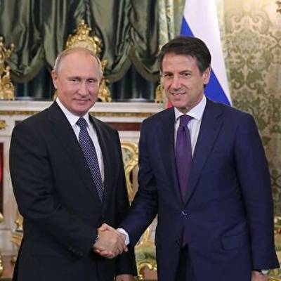 Лидеры РФ и Италии обменялись поздравлениями в связи с 75-летием Победы над нацизмом
