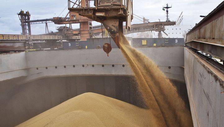 Россия в апреле увеличила экспорт зерна до 4,39 млн тонн
