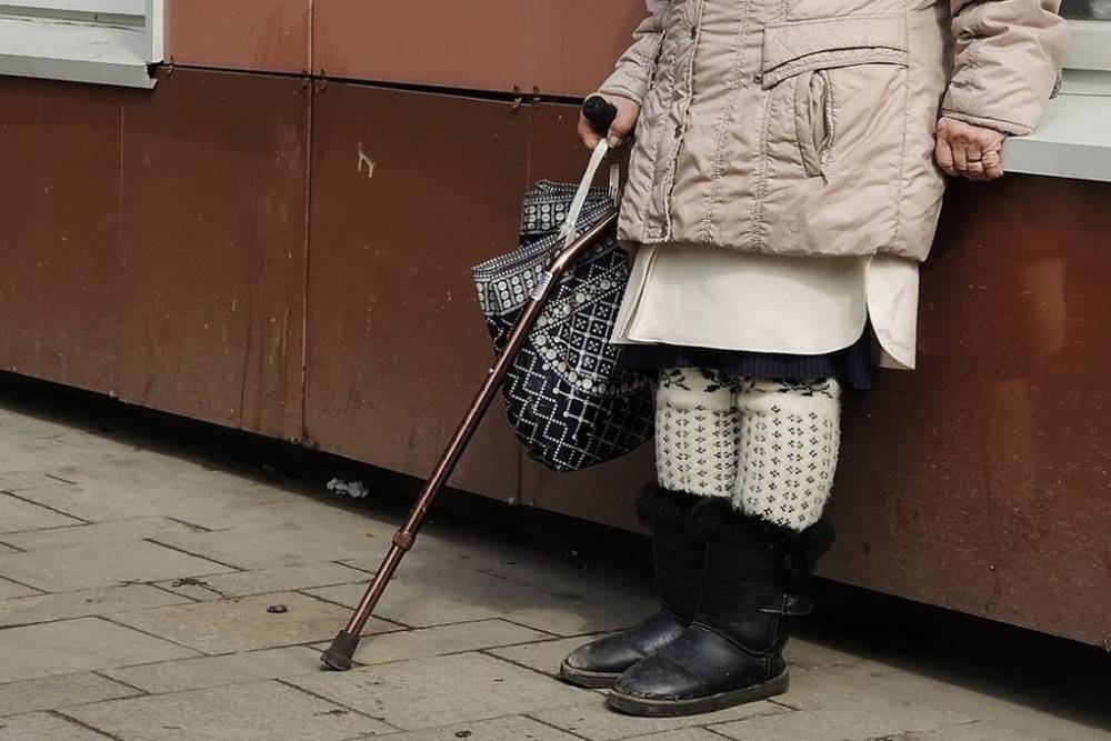 На Урале проверяют выписку 90-летней пенсионерки с коронавирусом