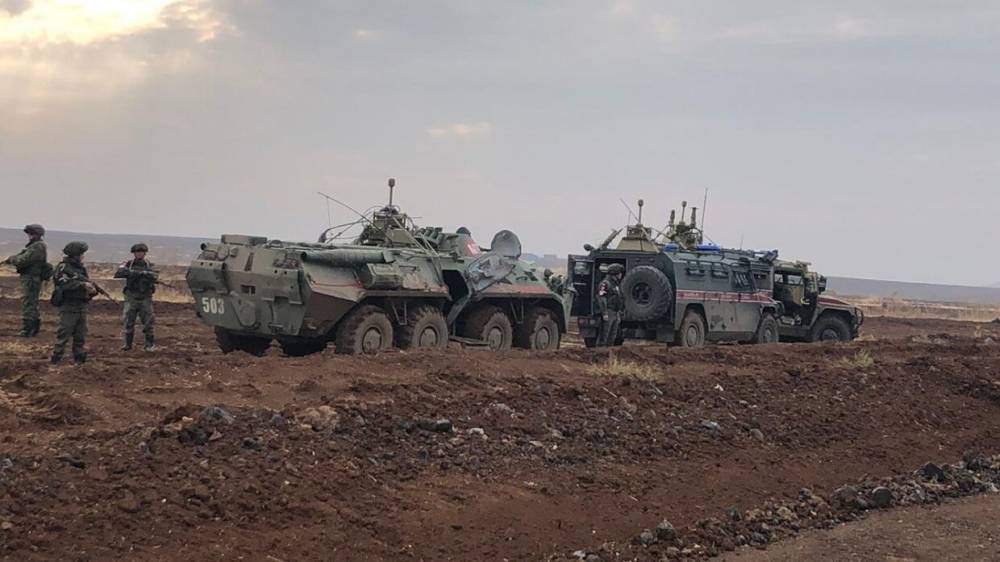 Российские военные провели патрулирование сирийской границы в провинции Алеппо